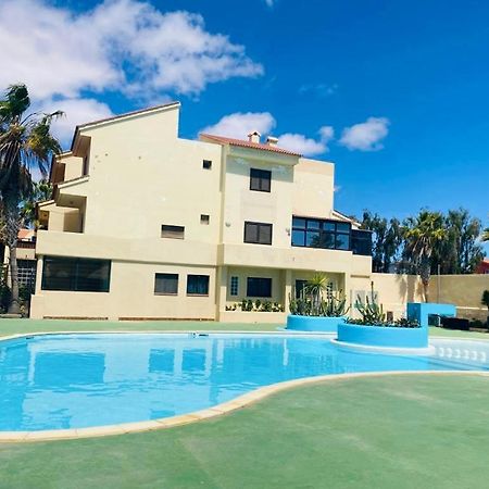 Surf & Chill Bungalow 69, Quiet Green Oasis With Community Swimmingpool Parque Holandes エクステリア 写真
