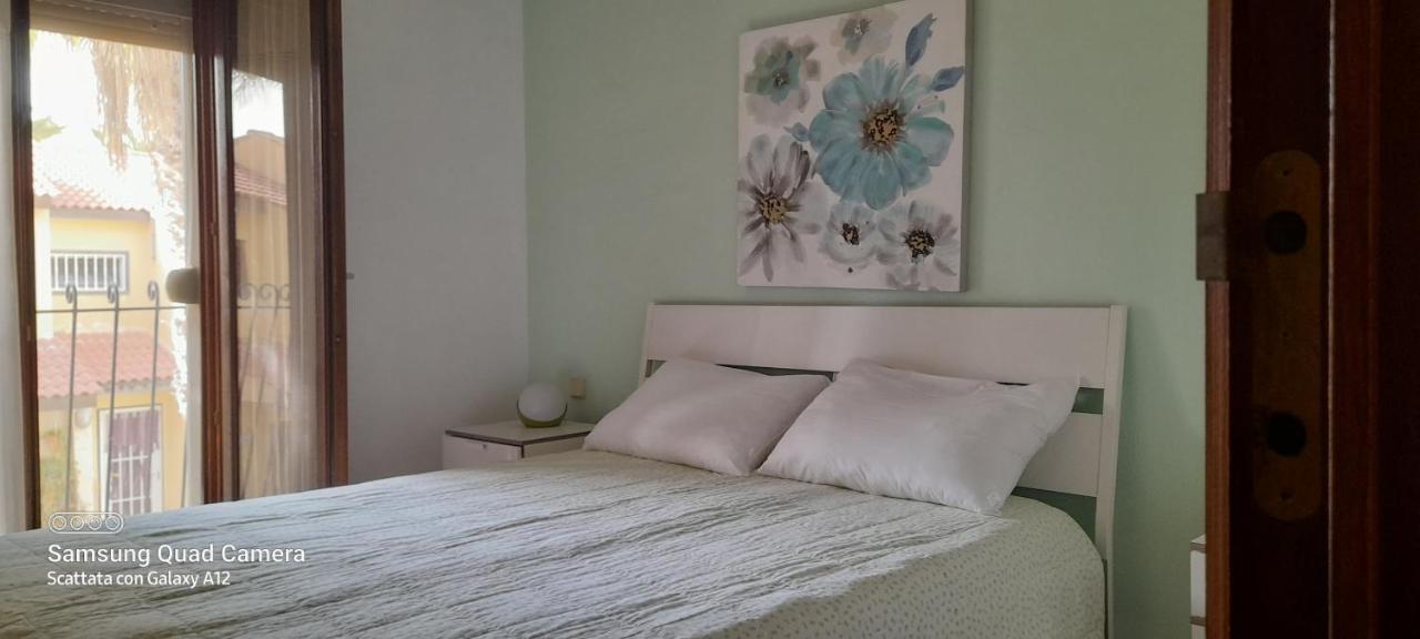 Surf & Chill Bungalow 69, Quiet Green Oasis With Community Swimmingpool Parque Holandes エクステリア 写真