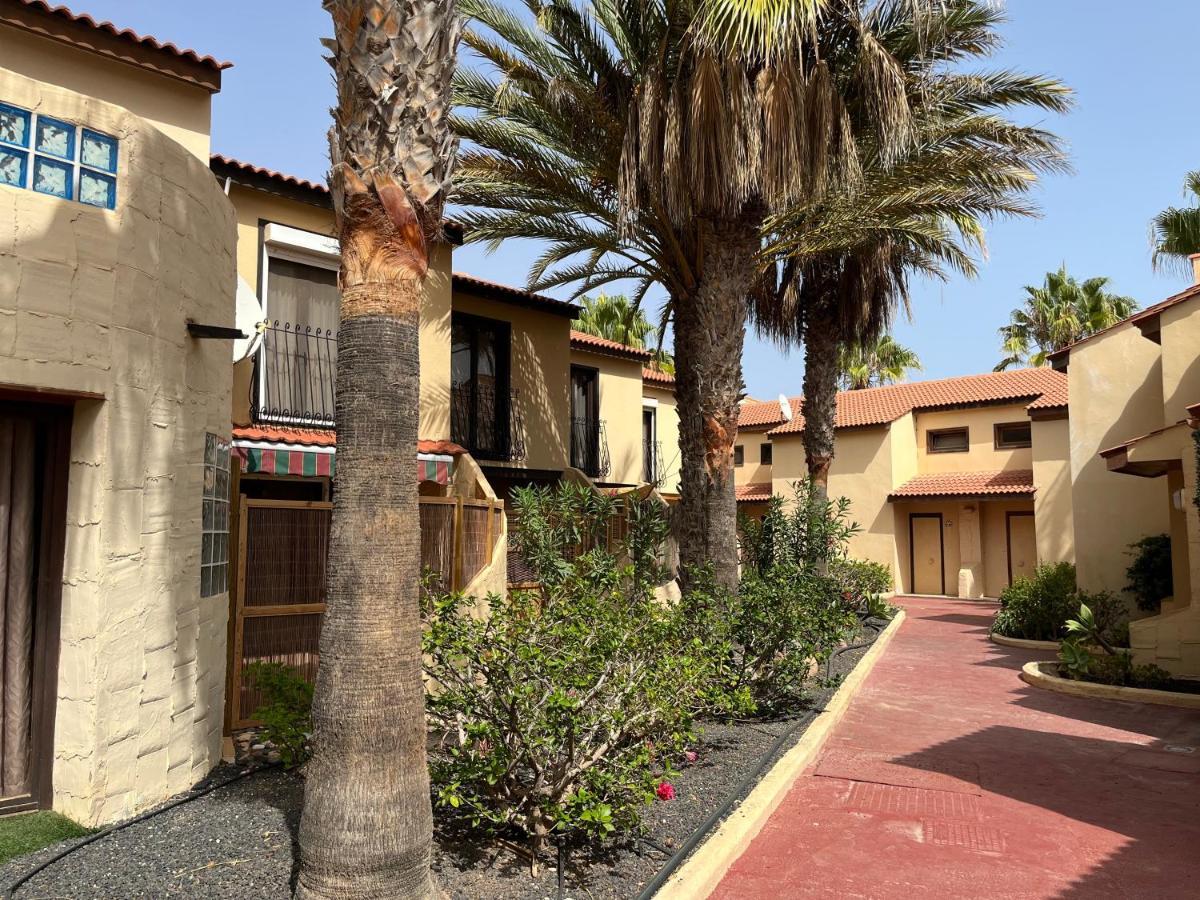 Surf & Chill Bungalow 69, Quiet Green Oasis With Community Swimmingpool Parque Holandes エクステリア 写真