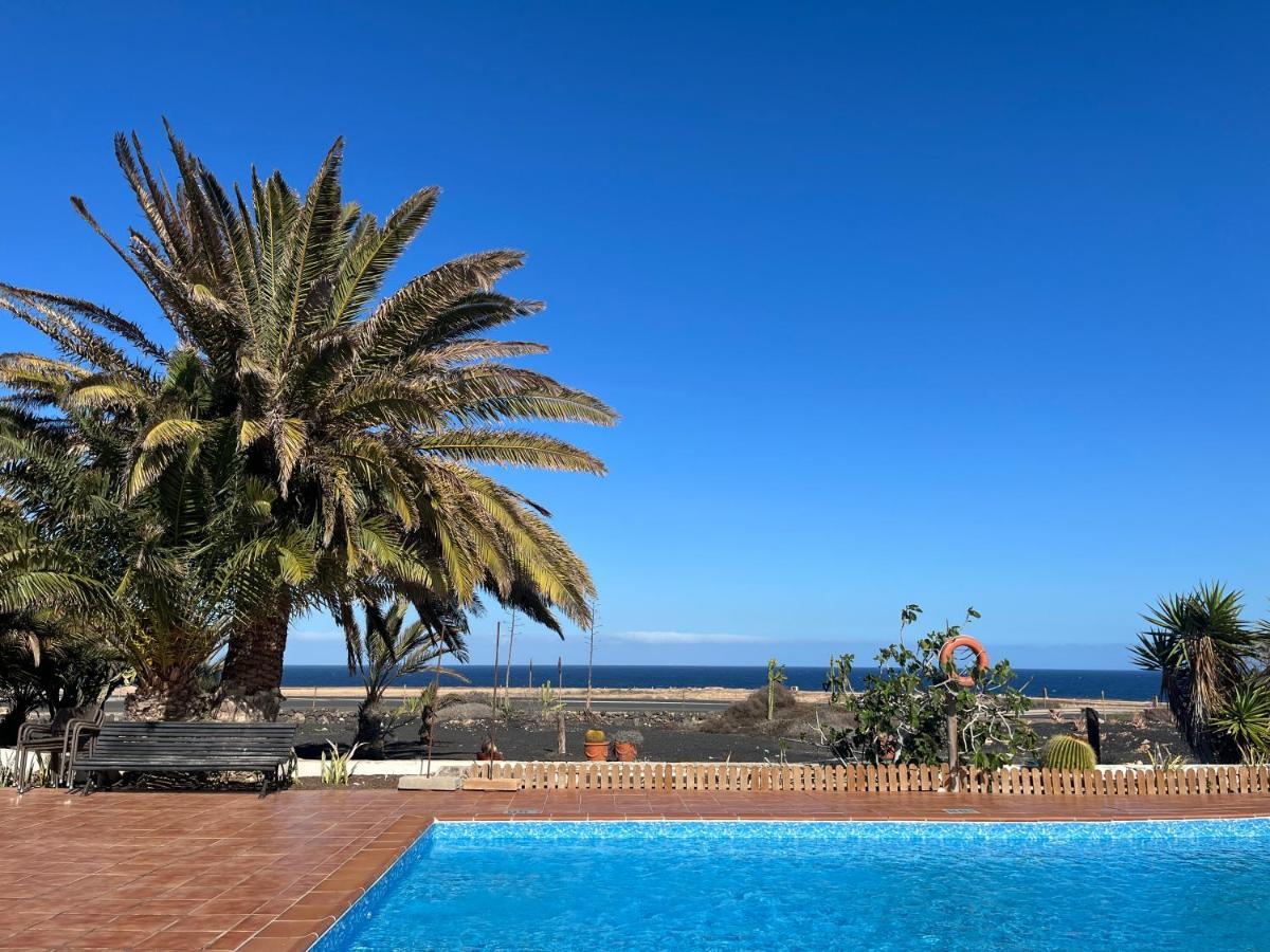 Surf & Chill Bungalow 69, Quiet Green Oasis With Community Swimmingpool Parque Holandes エクステリア 写真